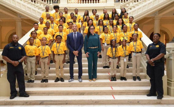 Our Boys to Men & Girls to Pearls campers had an inspiring visit to the Georgia State Capitol with State Representative Omari Crawford! 🏛️ They explored the three branches of government, learned how bills are passed, and even participated in a mock debate—guided by Rep. Crawford and supported by State Representative Inga Willis. 💼📚 Your words reminded our youth that their voices matter, their dreams are valid, and their futures are bright. 💫