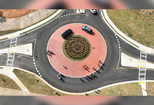 Bryson Park is one of Gwinnett’s true gems. Now it has a safer, smoother gateway. The new Bryson Park/Hood Road Roundabout shows what’s possible when we work together with intention. Proud to celebrate this milestone with our partners in Lilburn and across the state. Media Credit: Nicole Love Hendrickson